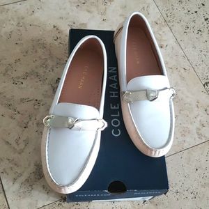 NIB Cole Haan Evelyn bow leather mocassins driving loafer shoes
